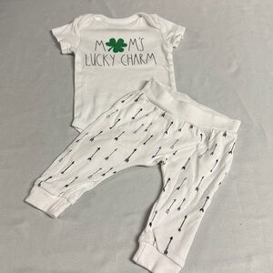 Rae Dunn - Baby White Short Sleeve Onesie top and matching pants